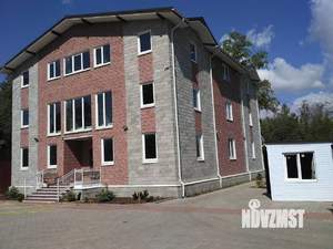 Коттедж 710м&sup2;, 3-этажный, участок 8 сот.  