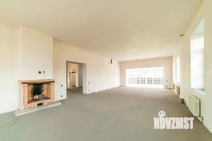 Коттедж 670м², 2-этажный, участок 12 сот.  