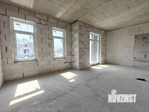 Дом 422м², 3-этажный, участок 14 сот.  