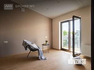 Таунхаус 224м², 3-этажный, участок 2 сот.  