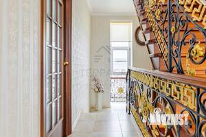 Дом 318м&sup2;, 3-этажный, участок 12 сот.  