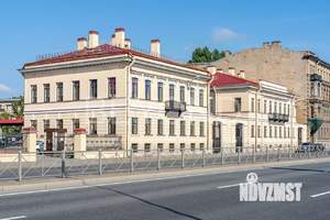 Дом 1713м², 2-этажный, участок 29 сот.  