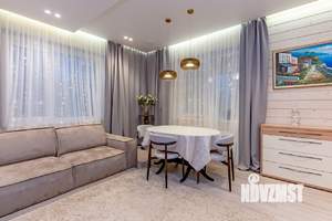 Дом 298м², 2-этажный, участок 9 сот.  