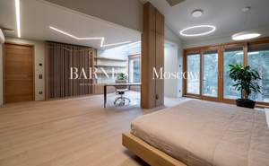 Дом 281м², 4-этажный, участок 3 сот.  