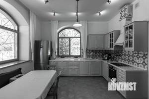 Коттедж 340м², 3-этажный, участок 16 сот.  