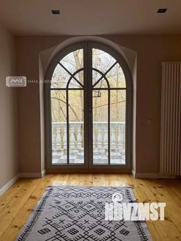 Дом 150м&sup2;, 2-этажный, участок 15 сот.  