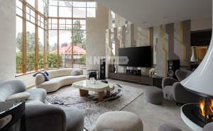 Дом 410м², 2-этажный, участок 18 сот.  