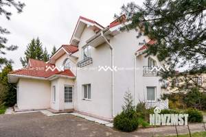 Дом 225м², 2-этажный, участок 12 сот.  