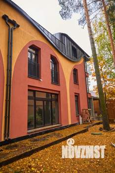 Дом 324м², 3-этажный, участок 2 сот.  