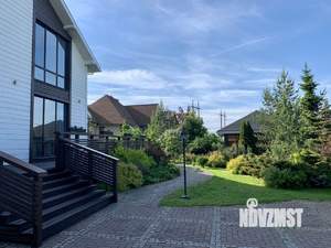 Дом 330м², 2-этажный, участок 26 сот.  