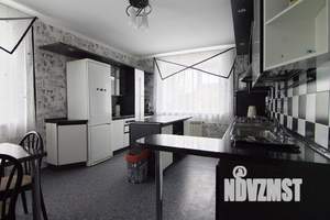 Дом 320м², 2-этажный, участок 14 сот.  