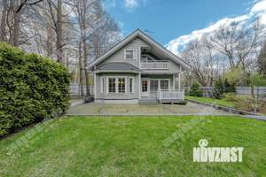 Коттедж 190м², 2-этажный, участок 18 сот.  