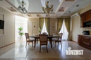 Таунхаус 240м², 4-этажный, участок 2 сот.  