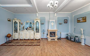 Дом 400м², 2-этажный, участок 20 сот.  