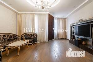 Таунхаус 300м², 4-этажный, участок 2 сот.  