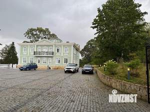 Дом 419м&sup2;, 2-этажный, участок 23 сот.  