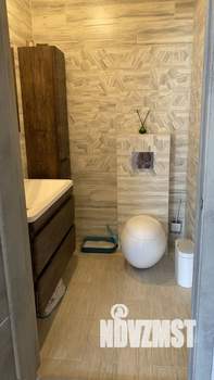 Дом 198м², 2-этажный, участок 6 сот.  