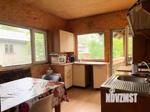 Дом 240м&sup2;, 2-этажный, участок 10 сот.  