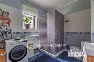 Дом 180м², 2-этажный, участок 10 сот.  