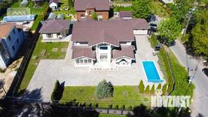 Дом 448м&sup2;, 2-этажный, участок 16 сот.  