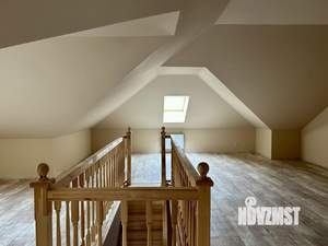 Коттедж 275м², 2-этажный, участок 11 сот.  