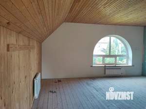 Коттедж 250м², 2-этажный, участок 15 сот.  
