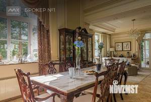 Коттедж 488м², 3-этажный, участок 14 сот.  