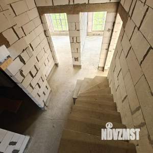 Дом 276м², 2-этажный, участок 14 сот.  