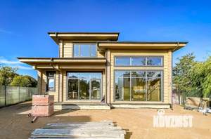 Дом 227м&sup2;, 2-этажный, участок 11 сот.  