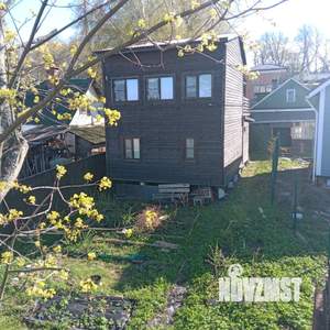 Дом 100м&sup2;, 2-этажный, участок 10 сот.  