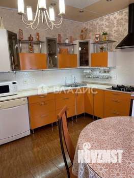 Дом 475м², 2-этажный, участок 17 сот.  