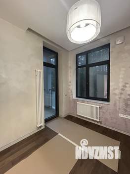 Дом 326м², 3-этажный, участок 35 сот.  