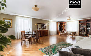 Дом 500м², 3-этажный, участок 25 сот.  