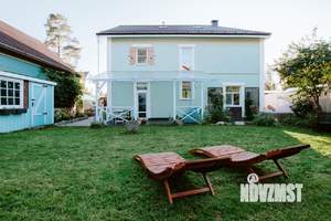 Дом 342м&sup2;, 3-этажный, участок 6 сот.  