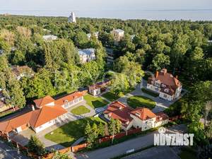 Дом 800м&sup2;, 3-этажный, участок 115 сот.  