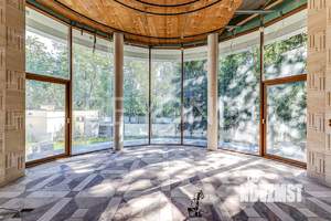 Дом 1278м², 3-этажный, участок 13 сот.  