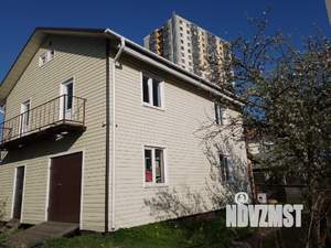 Дом 220м², 2-этажный, участок 3 сот.  