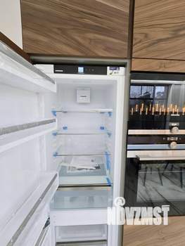 Коттедж 250м², 2-этажный, участок 7 сот.  