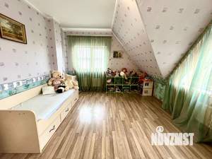 Дом 250м², 3-этажный, участок 12 сот.  