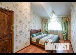 Дом 143м², 3-этажный, участок 4 сот.  