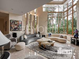 Дом 410м², 2-этажный, участок 18 сот.  