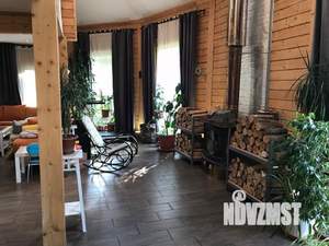Коттедж 321м², 2-этажный, участок 10 сот.  