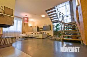 Таунхаус 326м², 4-этажный, участок 12 сот.  