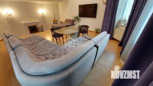 Дом 216м², 2-этажный, участок 12 сот.  