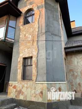 Дом 578м², 3-этажный, участок 17 сот.  