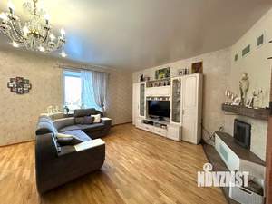 Коттедж 330м², 3-этажный, участок 12 сот.  