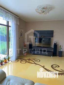 Дом 100м², 2-этажный, участок 9 сот.  