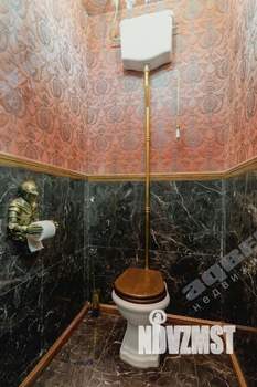 Дом 350м², 2-этажный, участок 270 сот.  