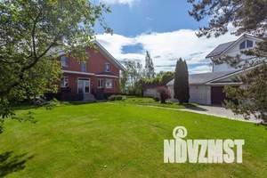 Коттедж 309м², 3-этажный, участок 11 сот.  