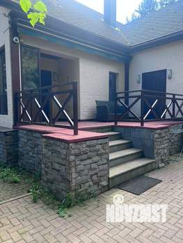 Коттедж 220м², 2-этажный, участок 15 сот.  